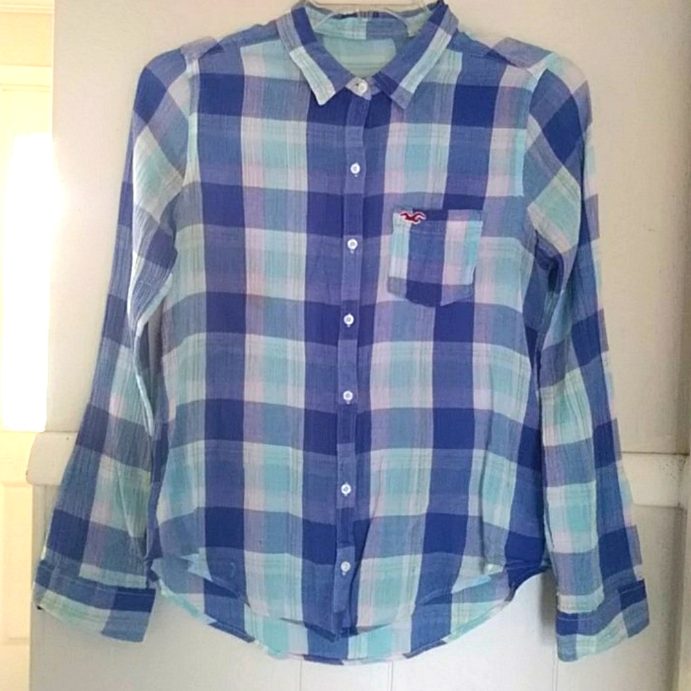 Hollister gauze crinkled blue white plaid shirt